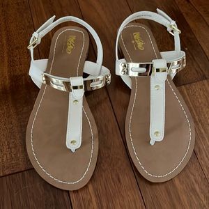 Bone colour sandals by Massimo. New.. never worn. In original box (Size 7)